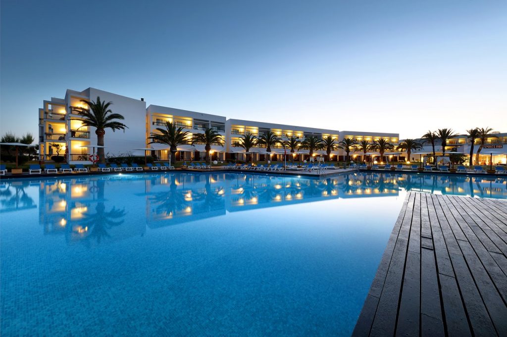 Vuelos más hoteles Ibiza
